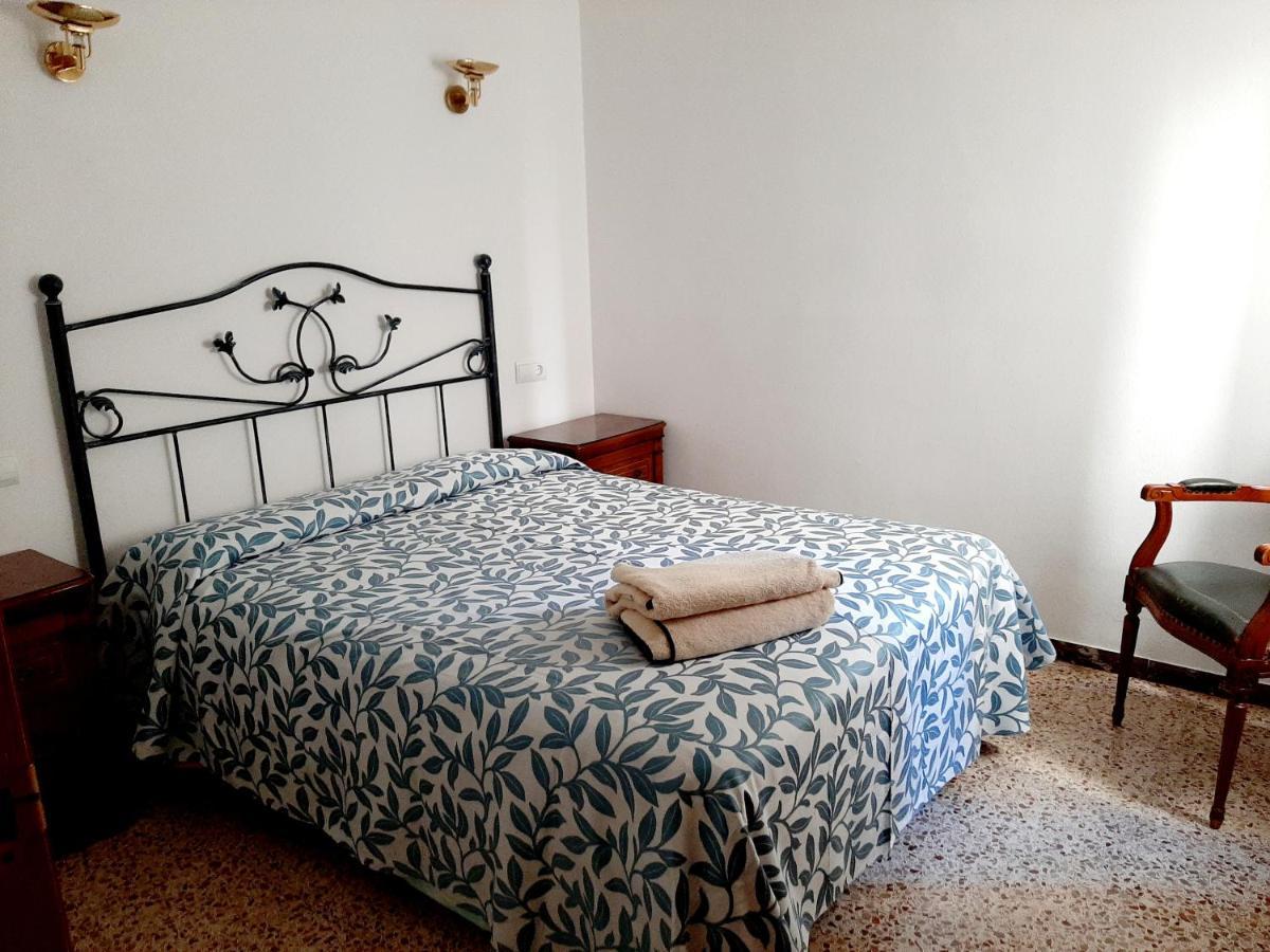 Apartamentos Franch Hospitalet De L'Infant Dış mekan fotoğraf