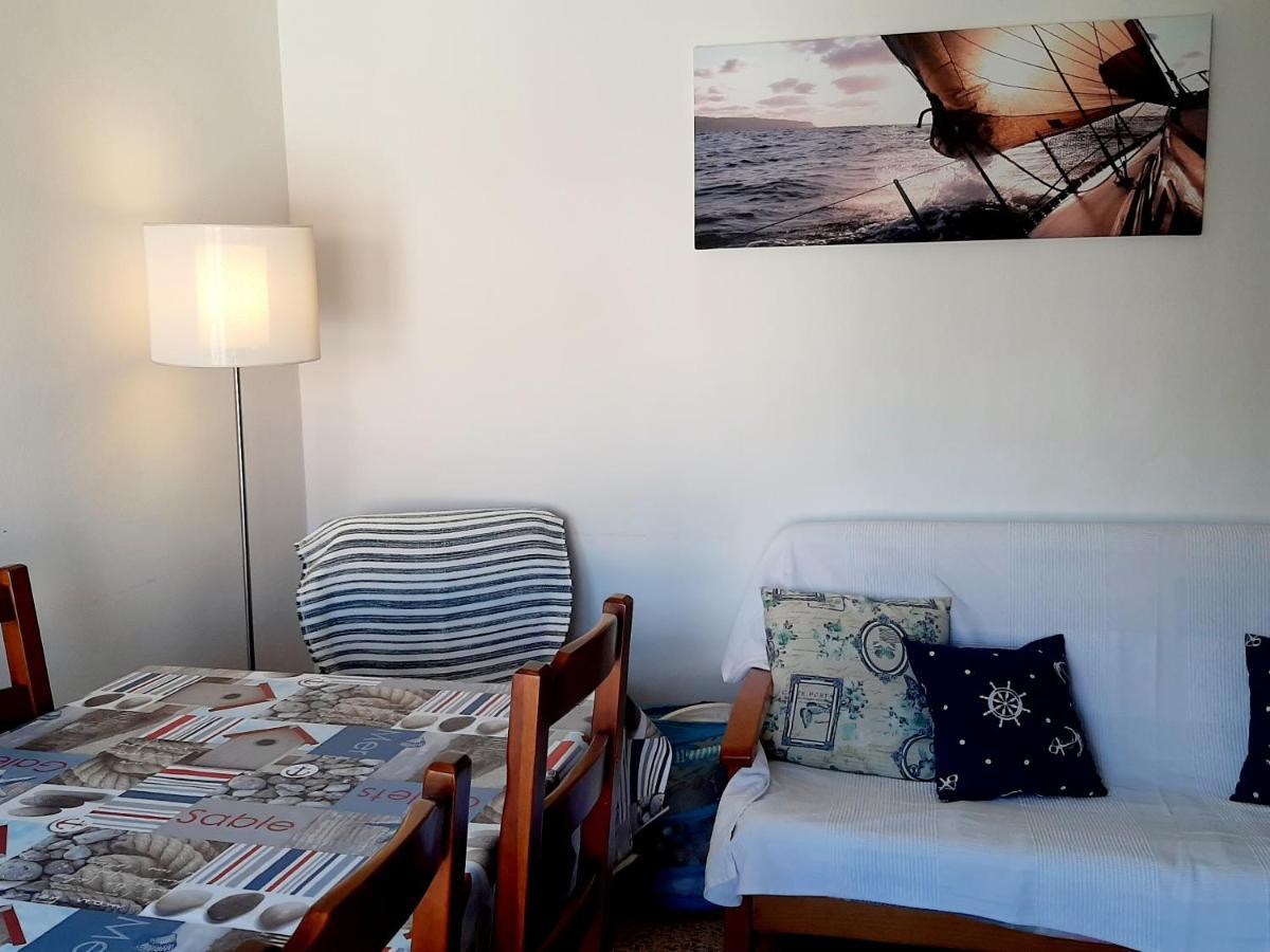 Apartamentos Franch Hospitalet De L'Infant Dış mekan fotoğraf