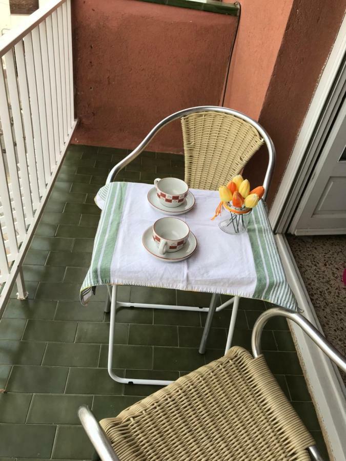 Apartamentos Franch Hospitalet De L'Infant Dış mekan fotoğraf